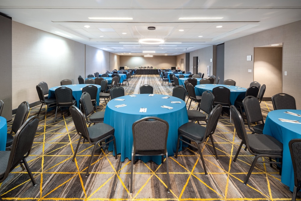 Holiday Inn Poughkeepsie by IHG - photo 38