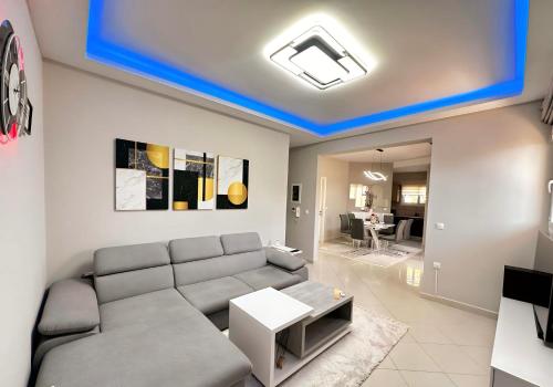 Modern Apartment Near Athens Airport Beach & Metropolitan Expo — 4-Star Luxury Hotel in Artemida, Greece