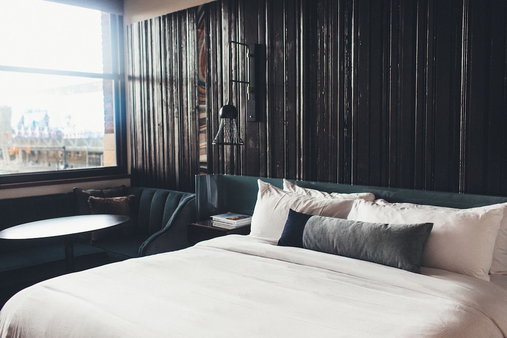 Detroit Foundation Hotel - photo 5