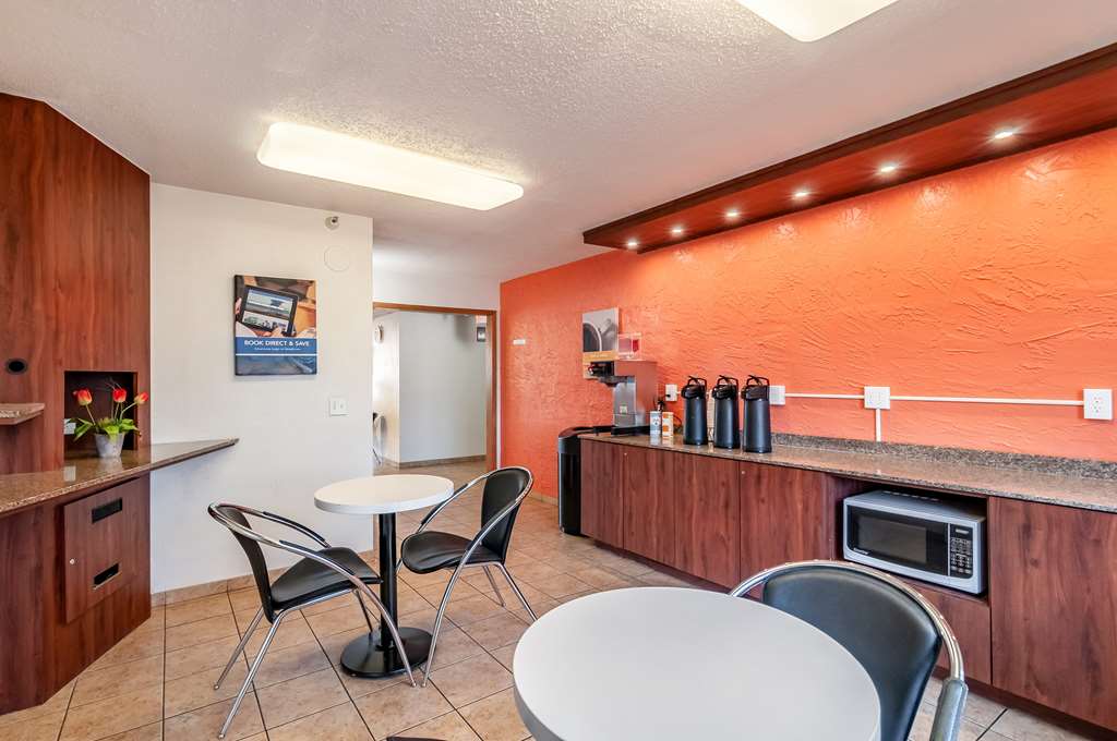 Motel 6 Naperville IL - photo 31