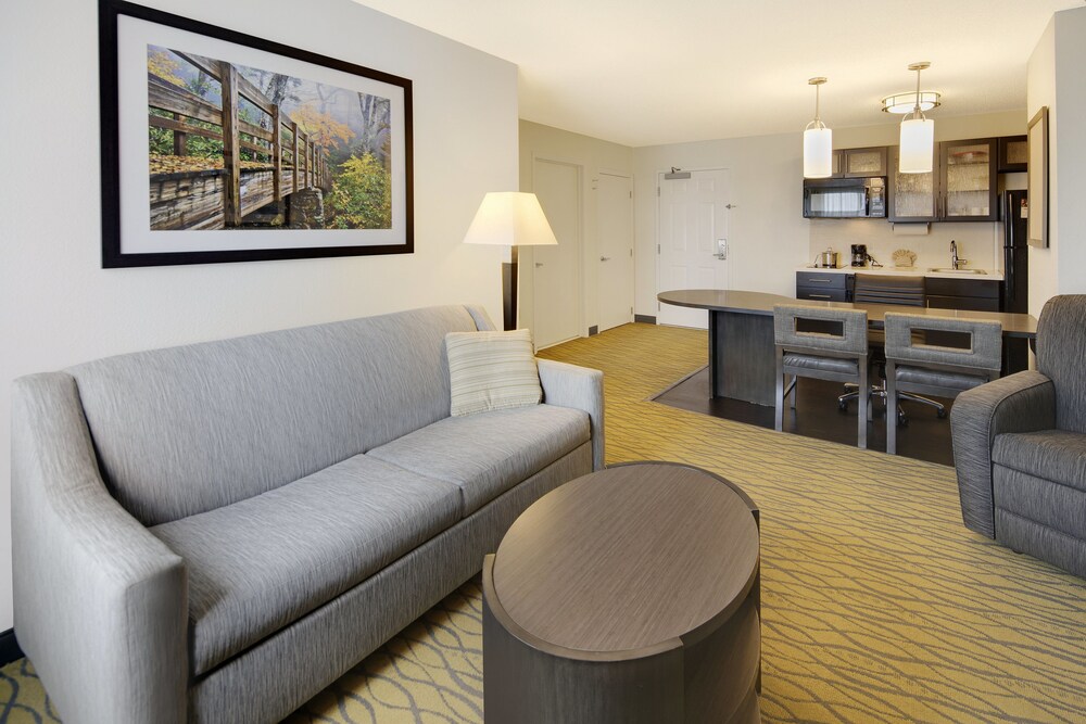 Candlewood Suites Rogers Bentonville - photo 14