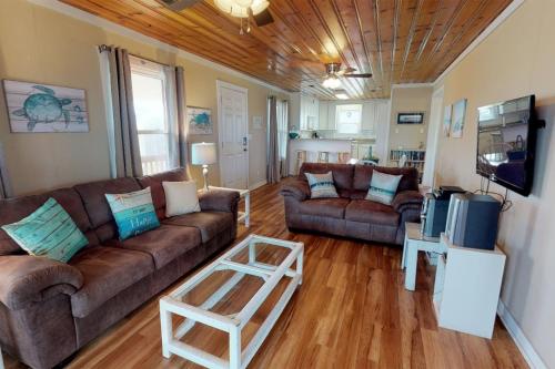 A Beach Music Paradise by Oak Island Accommodations - photo 19
