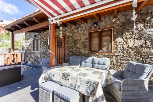 Home2Book Valley Views & Private Terrace Hermigua — hotel in Hermigua