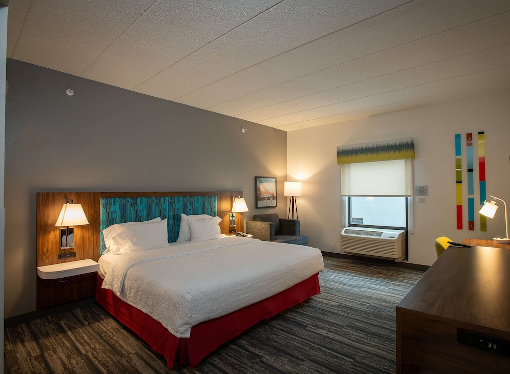Hampton Inn Seaford - photo 6