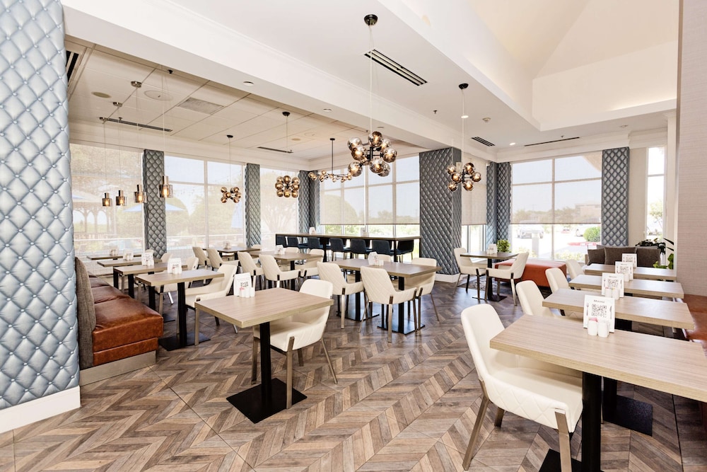 Hilton Garden Inn Temple Medical Center - photo 40
