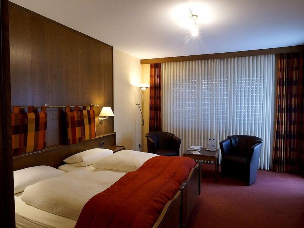 Hotel Stremme — Gummersbach — photo 3