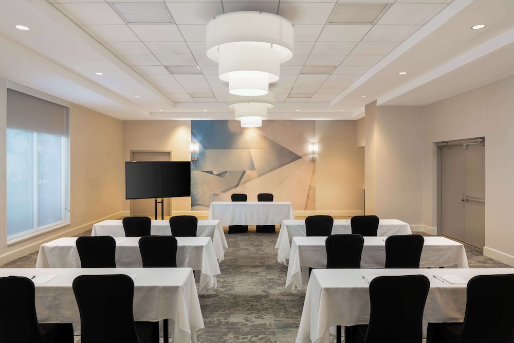 Hilton Garden Inn Daytona Beach Oceanfront - photo 44