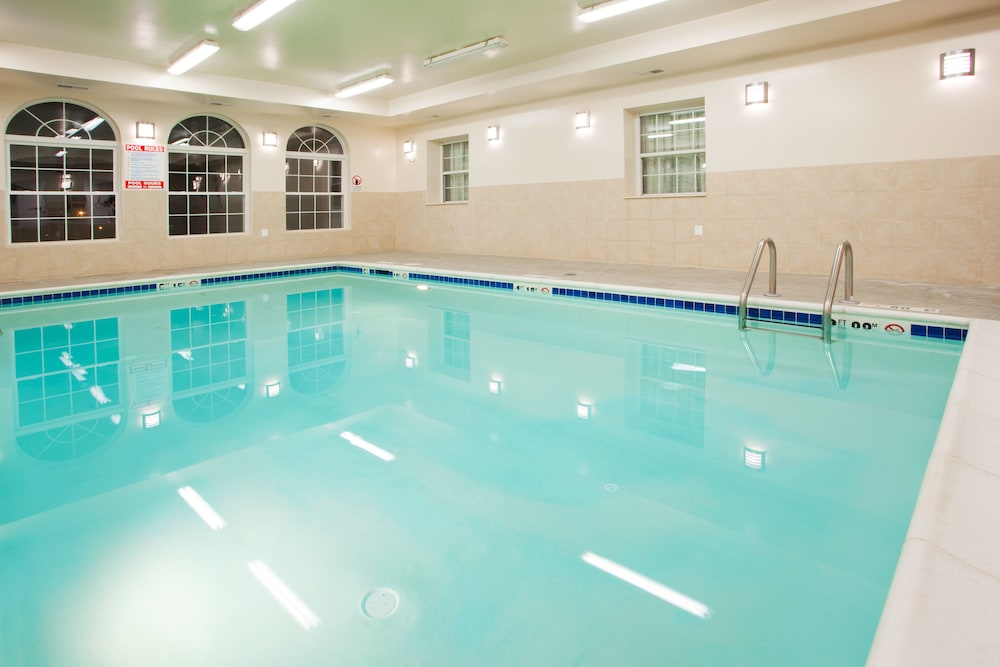 Holiday Inn Express Prince Frederick by IHG - photo 15