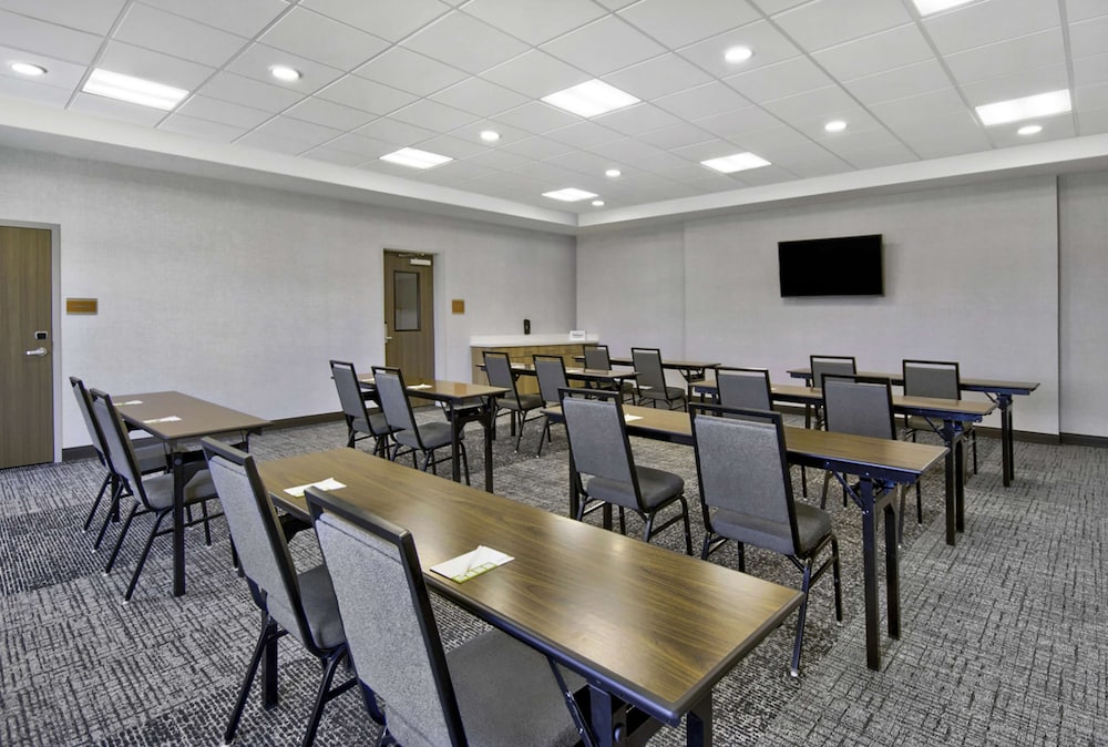 Home2 Suites By Hilton Whitestown Indianapolis NW - photo 32