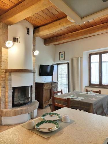 Appartamento Sotto i Torricini — 4-Star Luxury Hotel in Urbino, Italy