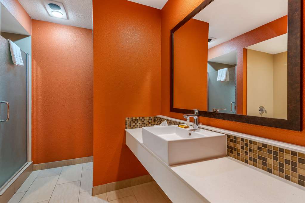 Best Western Plus Inn Scotts Valley - photo 33