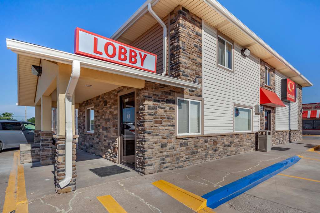 Econo Lodge Hays I 70 - photo 2
