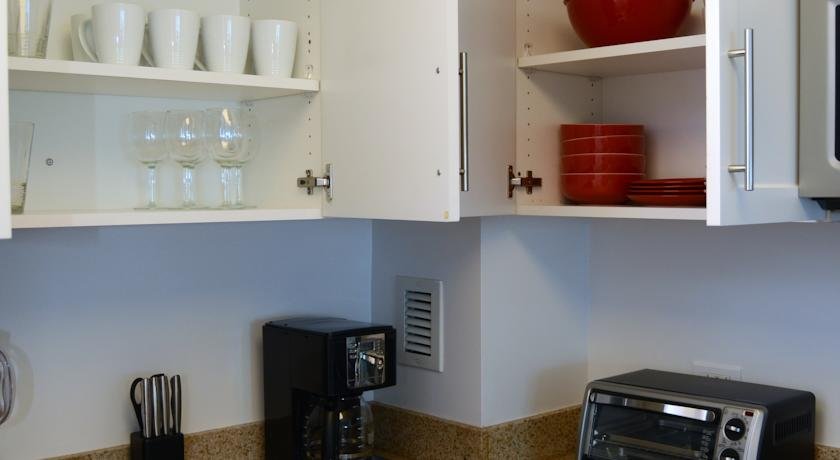 Pelican Stay America Suites Skyline View in Jersey City, United States