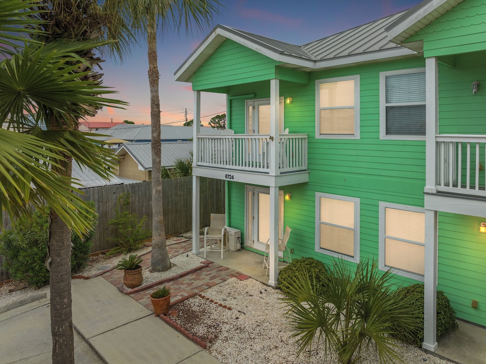 Sago by the Sea: 2 bed 2.5 bath Retreat Steps From the Beach Sleeps 7 - photo 53