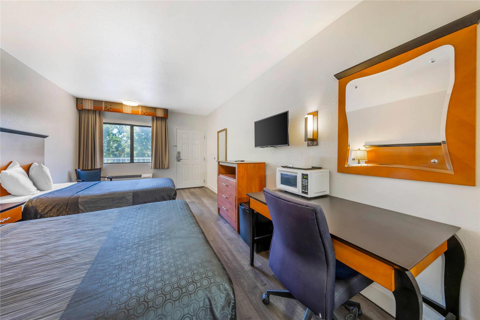Rodeway Inn at Nevada State Capitol - photo 20