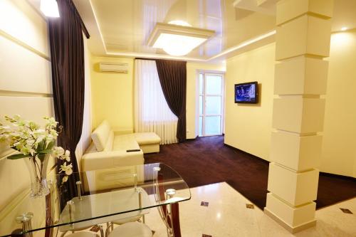 Ultra Central Park Apartments — 4-Star Luxury Hotel in Chisinau, Moldova