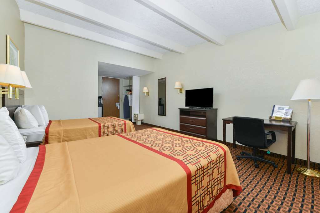 Americas Best Value Inn Sarasota Downtown - photo 20