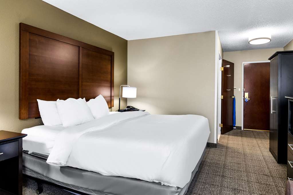 Comfort Inn Evansville East - photo 21