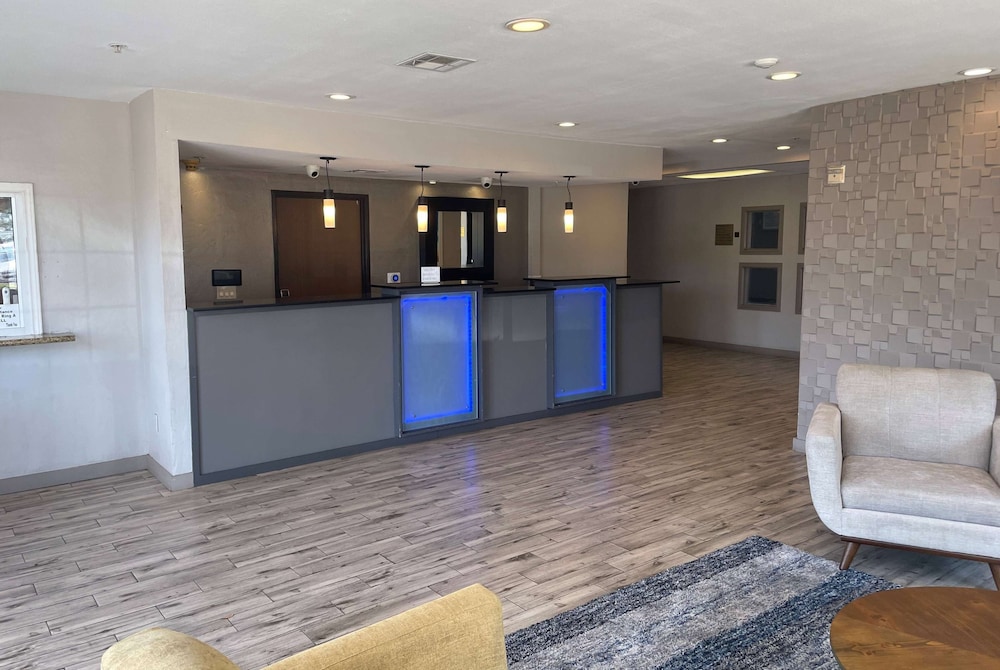 Days Inn by Wyndham Mesquite Rodeo TX - photo 17