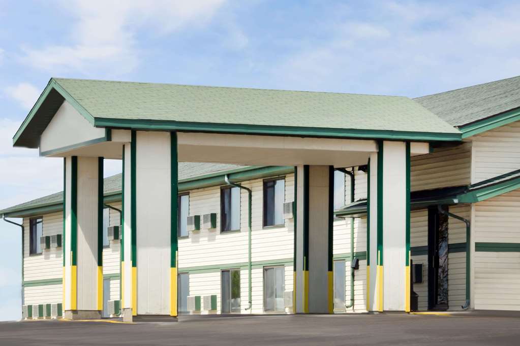 Super 8 by Wyndham Carroll - photo 2