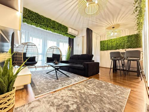 Botanic Home — 4-Star Luxury Hotel in Oradea, Romania
