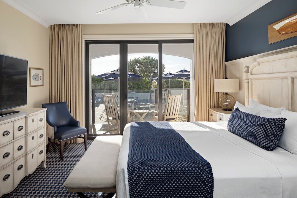 Opal Grand Oceanfront Resort & Spa - photo 23