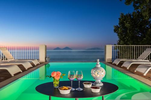 Villa Stellata — 4-Star Luxury Hotel in Naso, Italy