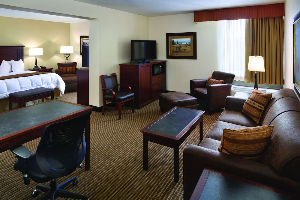 Ramkota Hotel & Conference Center - photo 5