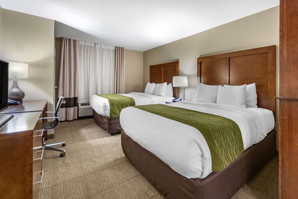 Comfort Inn & Suites Avera Southwest - photo 26