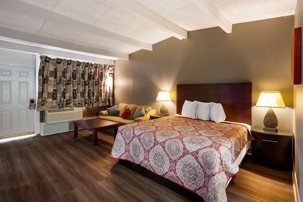 Knights Inn Fayetteville Fort Bragg - photo 23