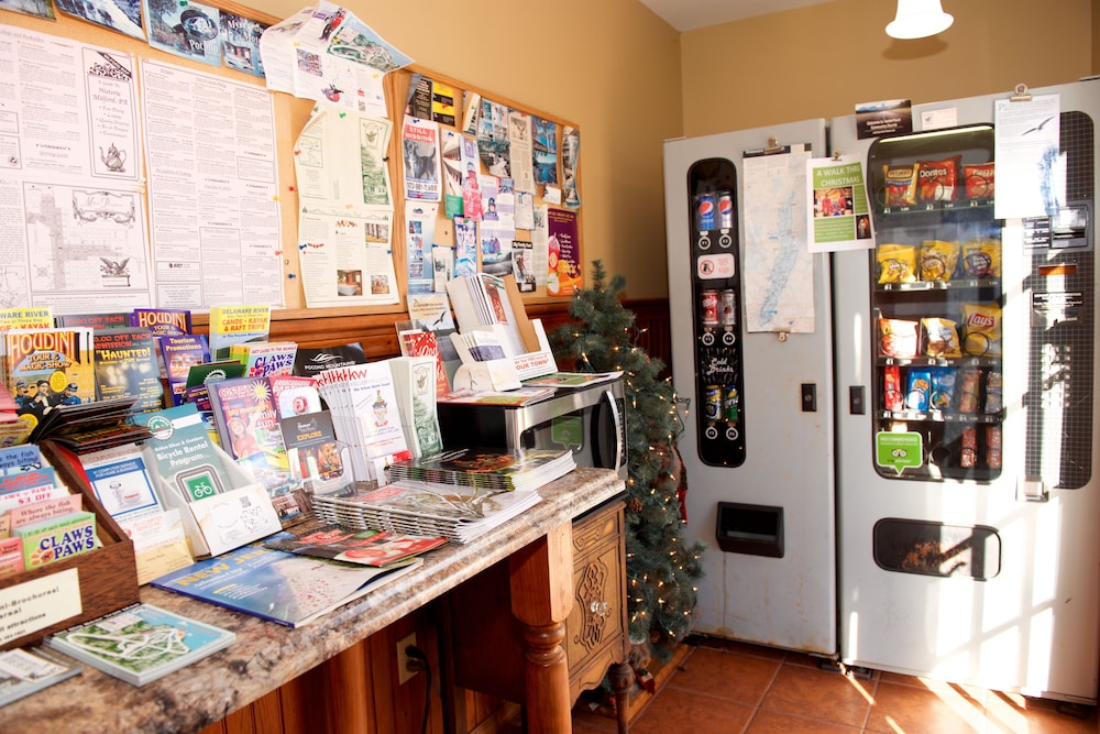 Myer Motel - photo 43