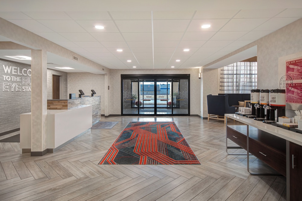 Hampton Inn & Suites Dayton Vandalia - photo 4