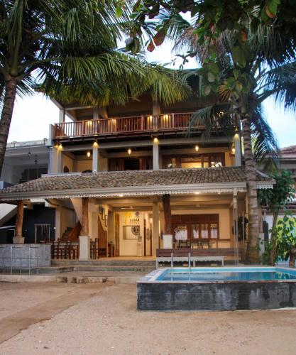 Pearl Divers Beachfront Apartment — 4-Star Luxury Hotel in Unawatuna, Sri Lanka