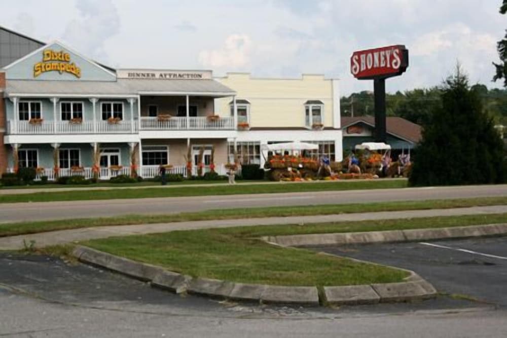 Norma Dan Motel - photo 20