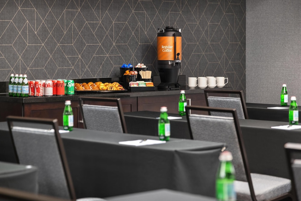 Homewood Suites by Hilton Indianapolis Carmel - photo 47