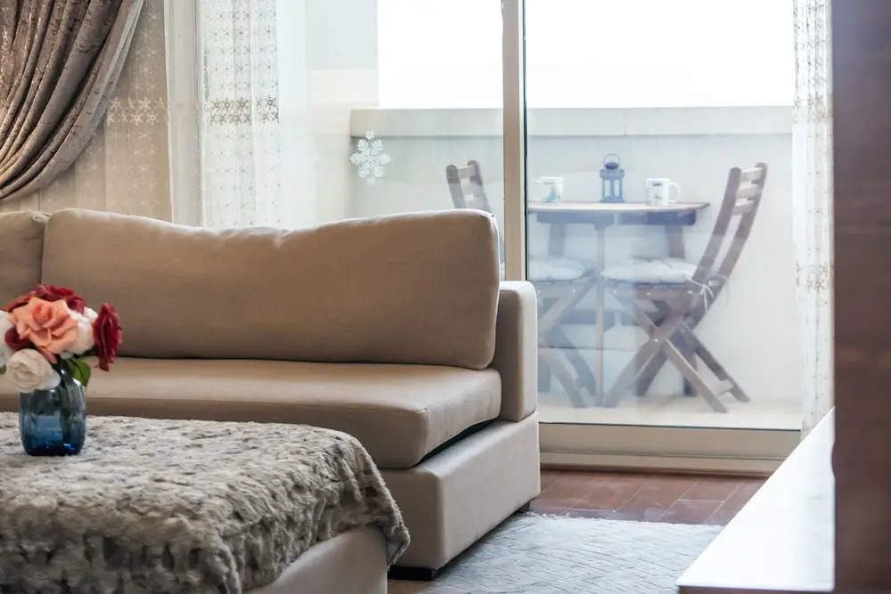 HiGuests Lakeshore Tower - carbon neutral hotel in Dubai