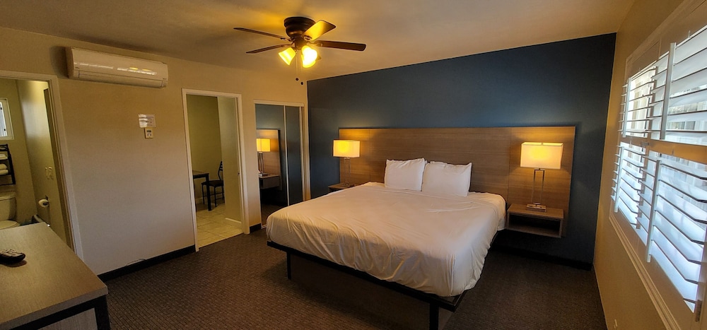 Pismo Beachwalker Inn & Suites - photo 17