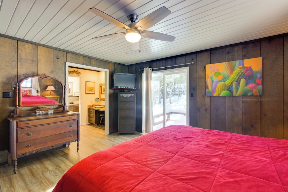 Angel Fire Cabin with Game Room about 4 Mi to Ski Resort - photo 24