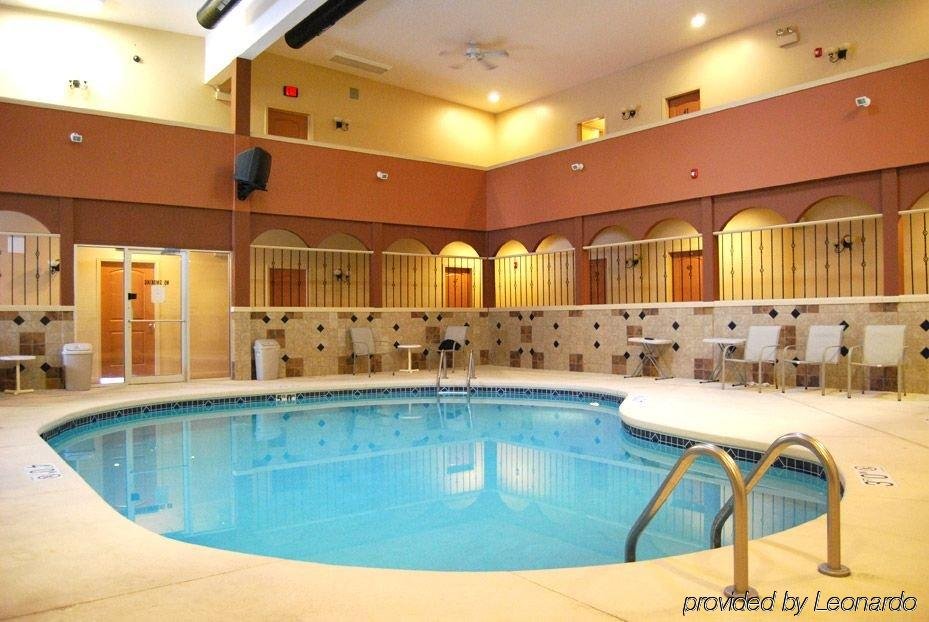 FairBridge Inn Express Wisconsin Dells - photo 4