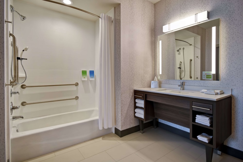 Home2 Suites by Hilton Wichita Northeast - photo 28