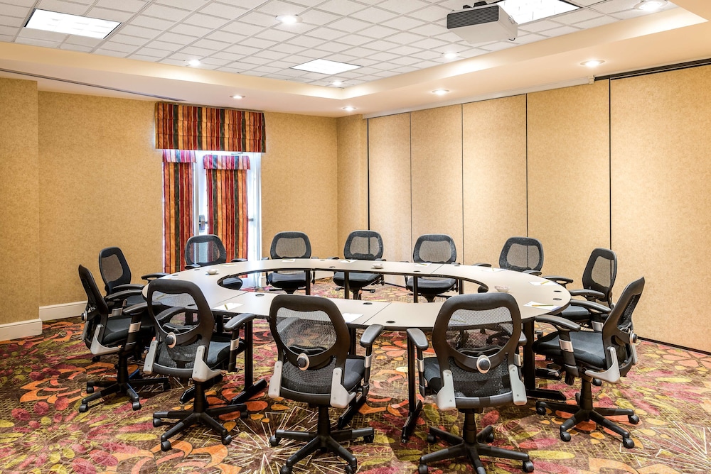 Hilton Garden Inn Florence - photo 23