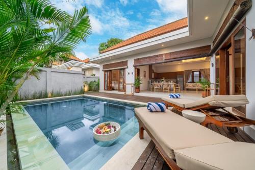Sunterra 3 Luxurious 3BR Villa in Canggu with Pool — 4-Star Luxury Hotel in Kerobokan, Indonesia