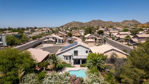 Charming Retreat Saltwaterpool Hottub Fastwifi — Phoenix