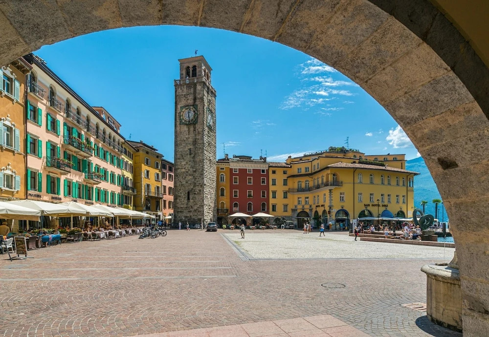 Les Suites Di Sara 5 in Riva Del Garda, Italy