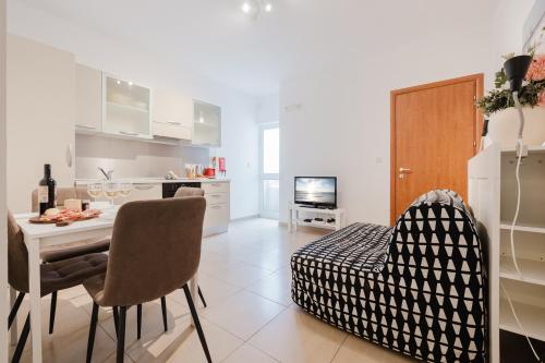 Sayers Yard - carbon neutral hotel in Whitby