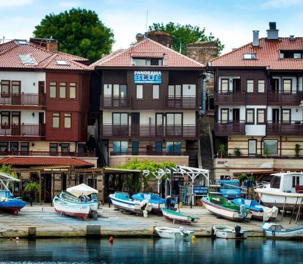 Panorama Blue - carbon neutral hotel in Nesebar