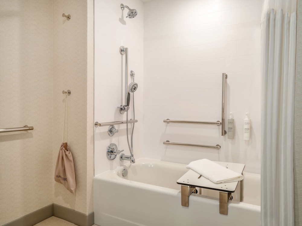 Hilton Garden Inn Jeffersonville Louisville North - photo 21