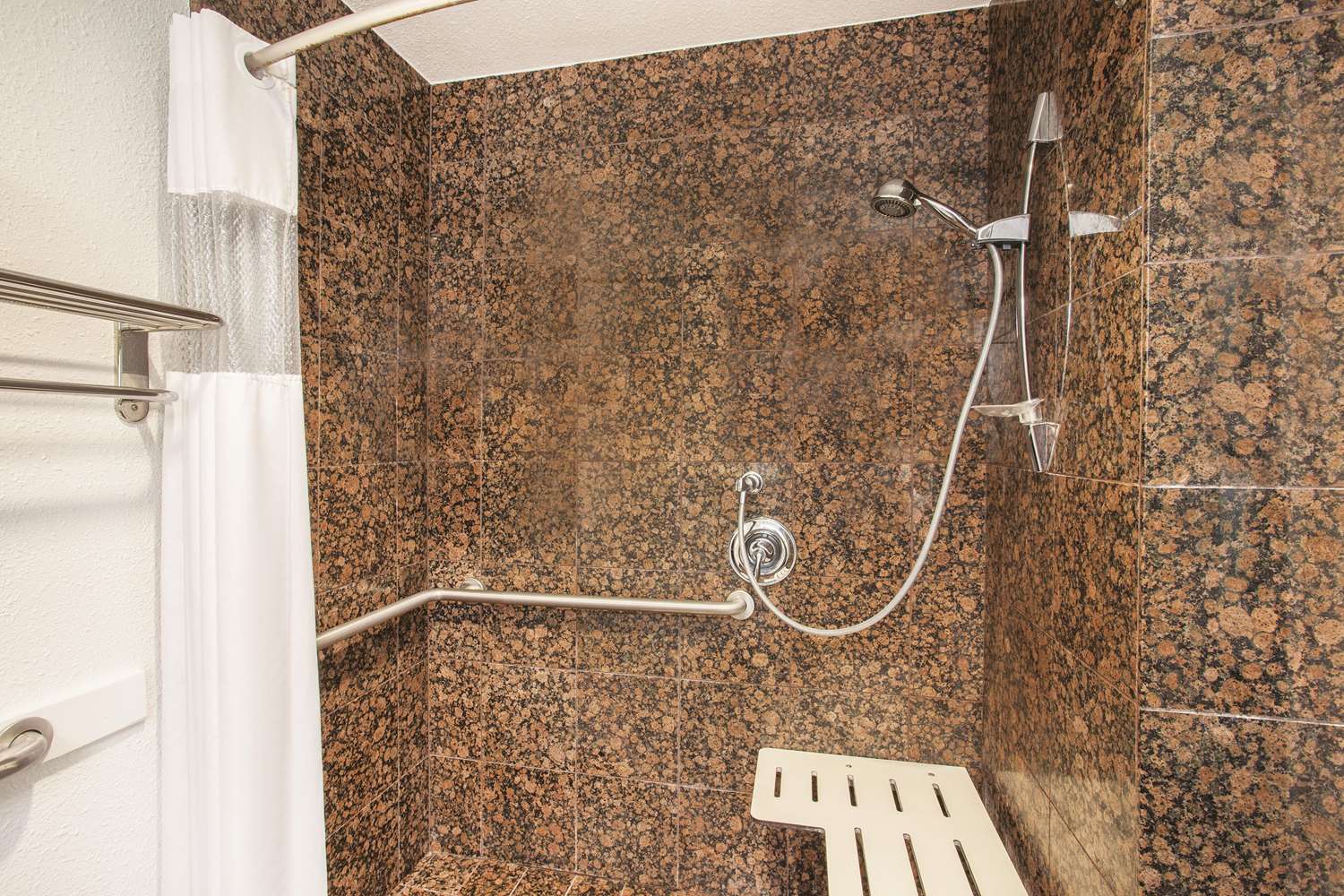 University Inn and Suites Berkeley - photo 38