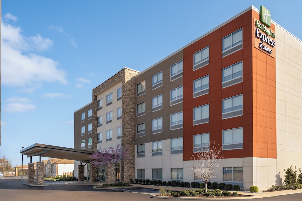 Holiday Inn Express & Suites West Memphis