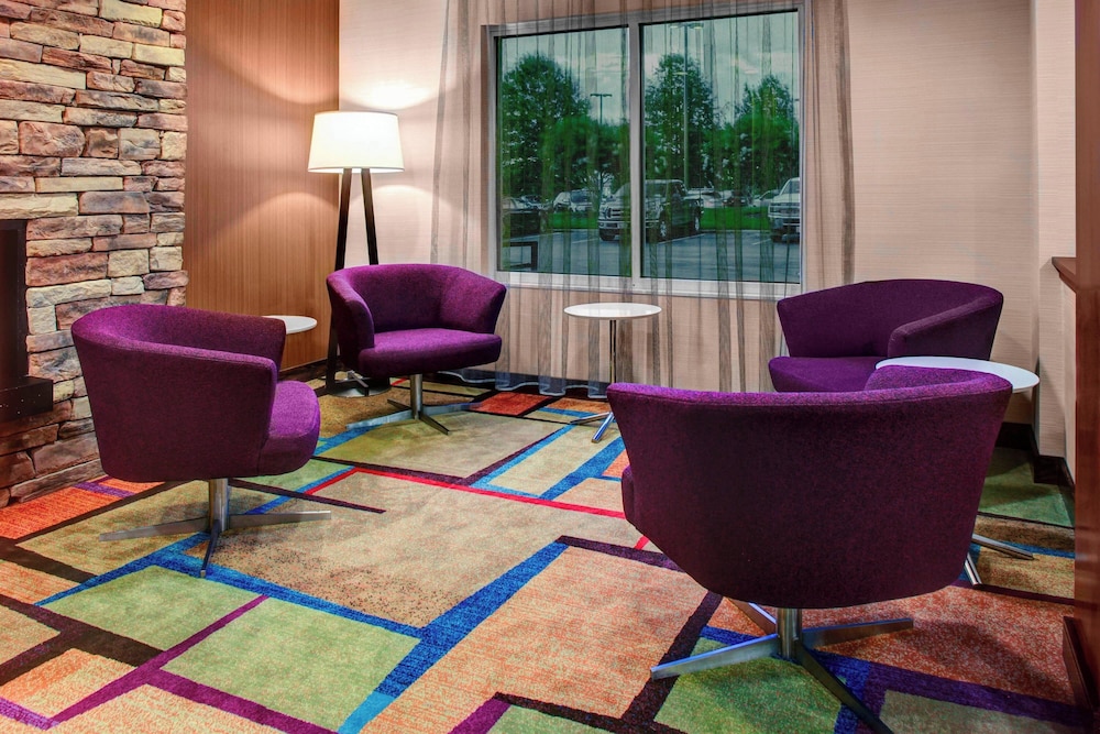 Fairfield by Marriott Inn & Suites Emporia I 95 - photo 3